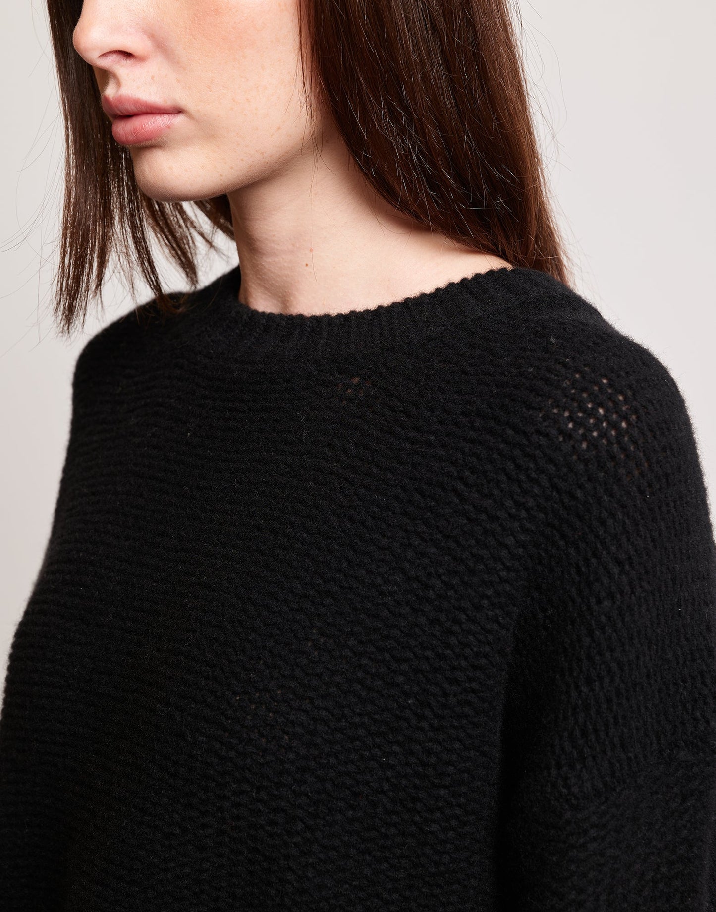 DOUUOD Maglione Girocollo in Lana e Cashmere Nero
