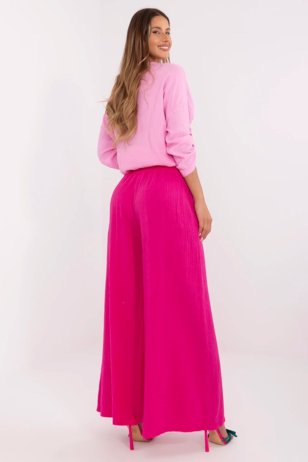 Pantaloni da donna model 211270 Italy Moda