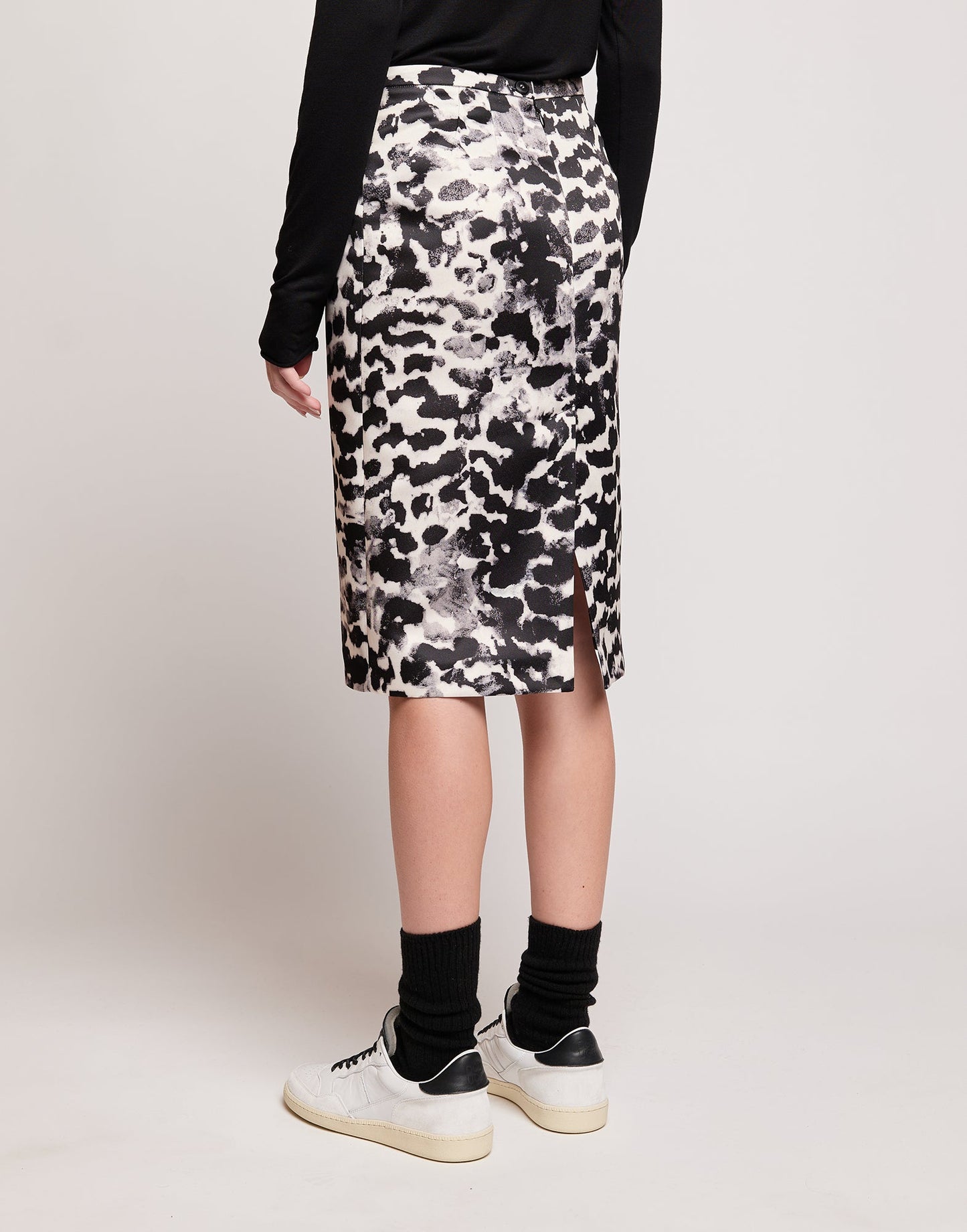 DOUUOD Gonna Longuette in Duchesse Stampata Maculata