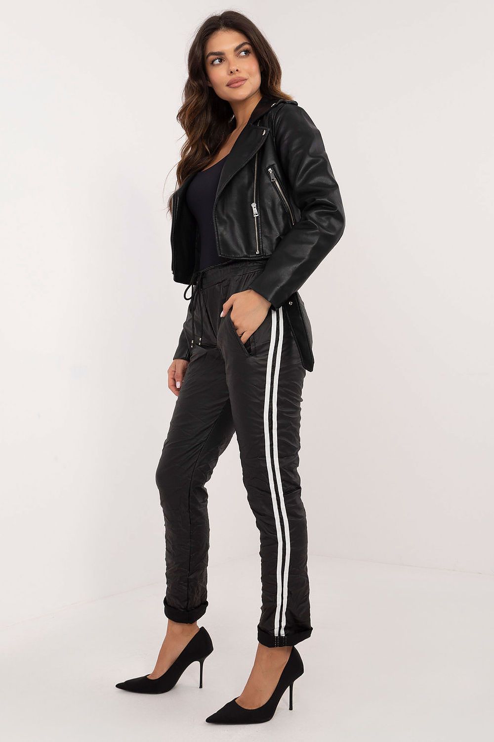  Pantaloni da donna model 201873 Italy Moda 