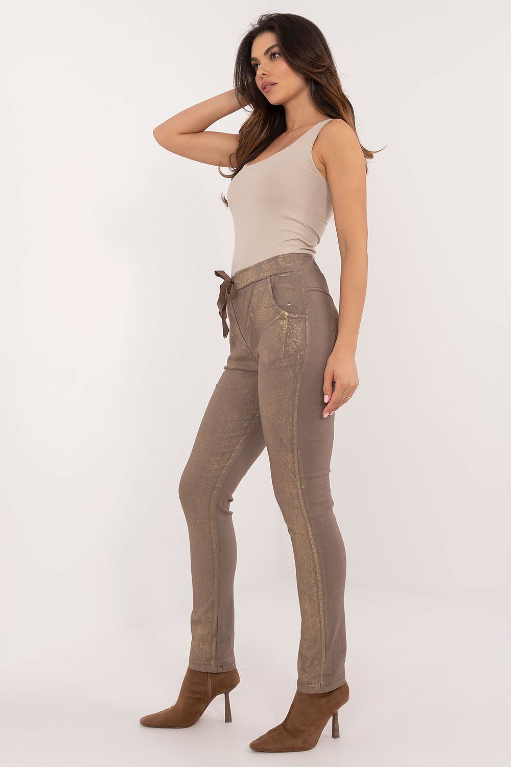  Pantaloni da donna model 202423 Italy Moda 