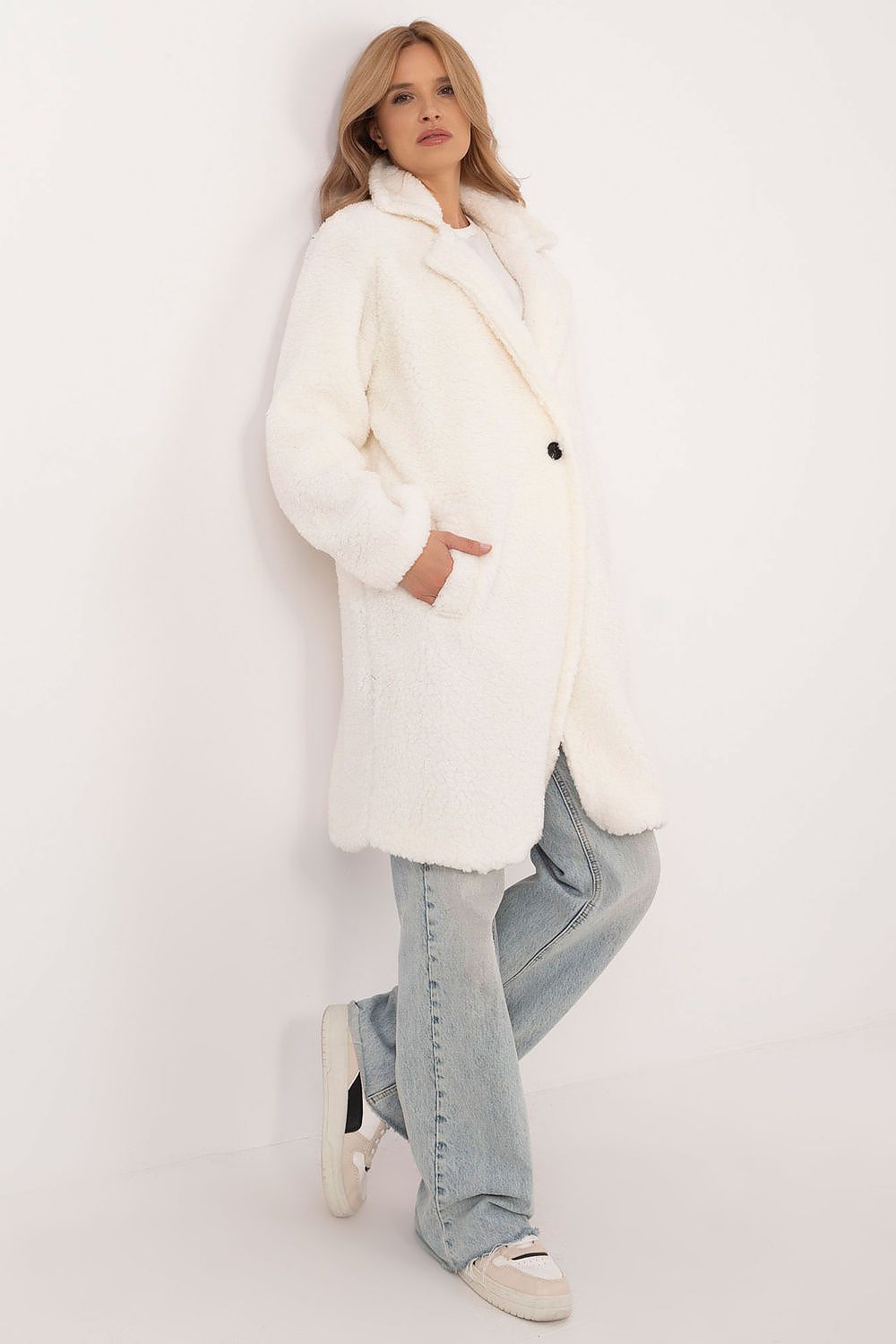  Cappotto model 203854 Italy Moda 