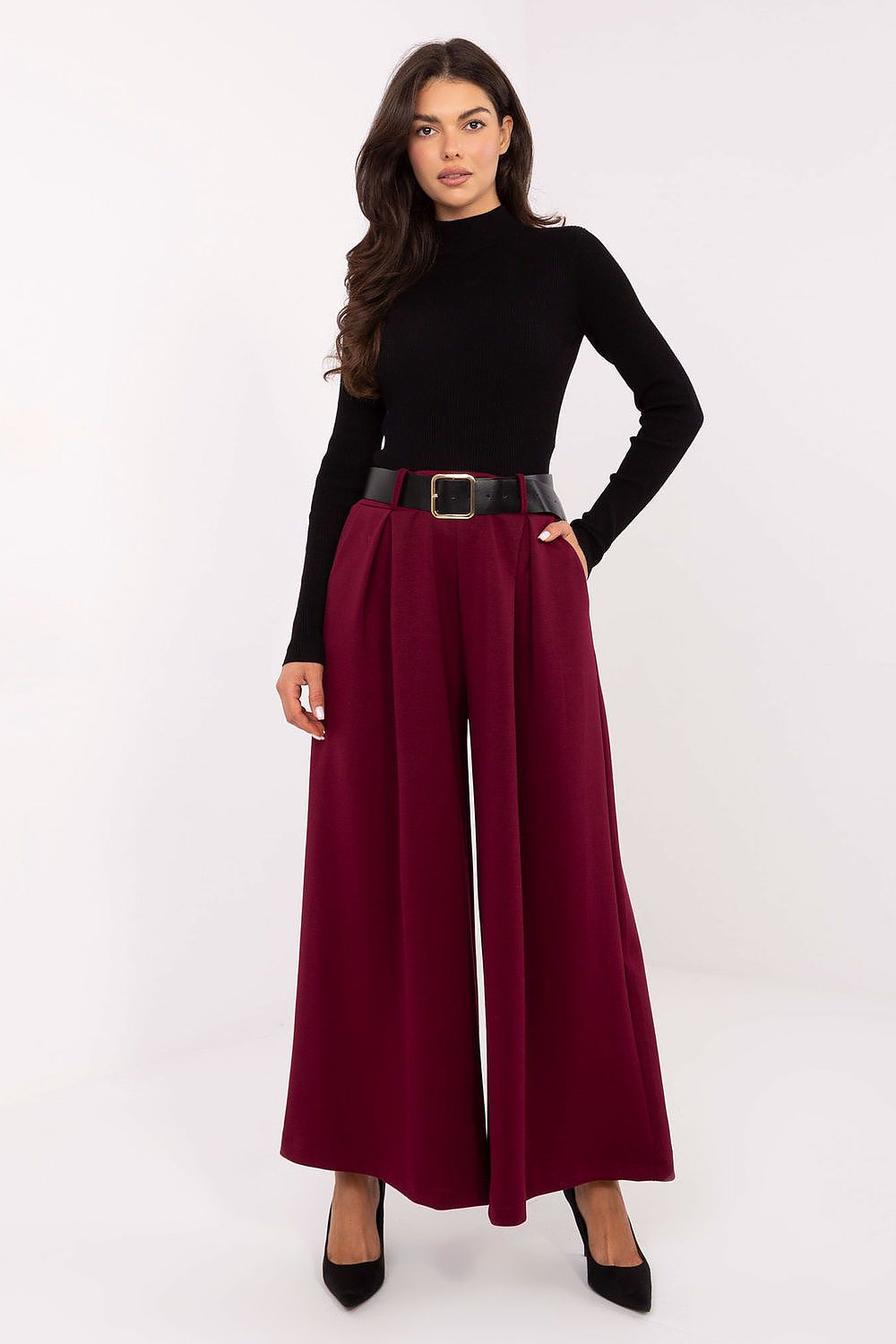  Pantaloni da donna model 218450 Italy Moda 