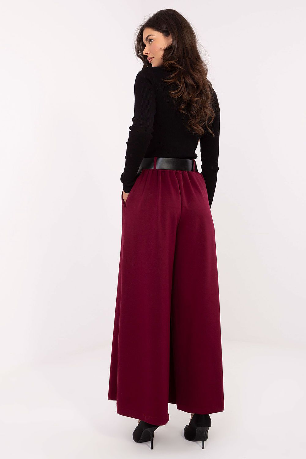  Pantaloni da donna model 218450 Italy Moda 