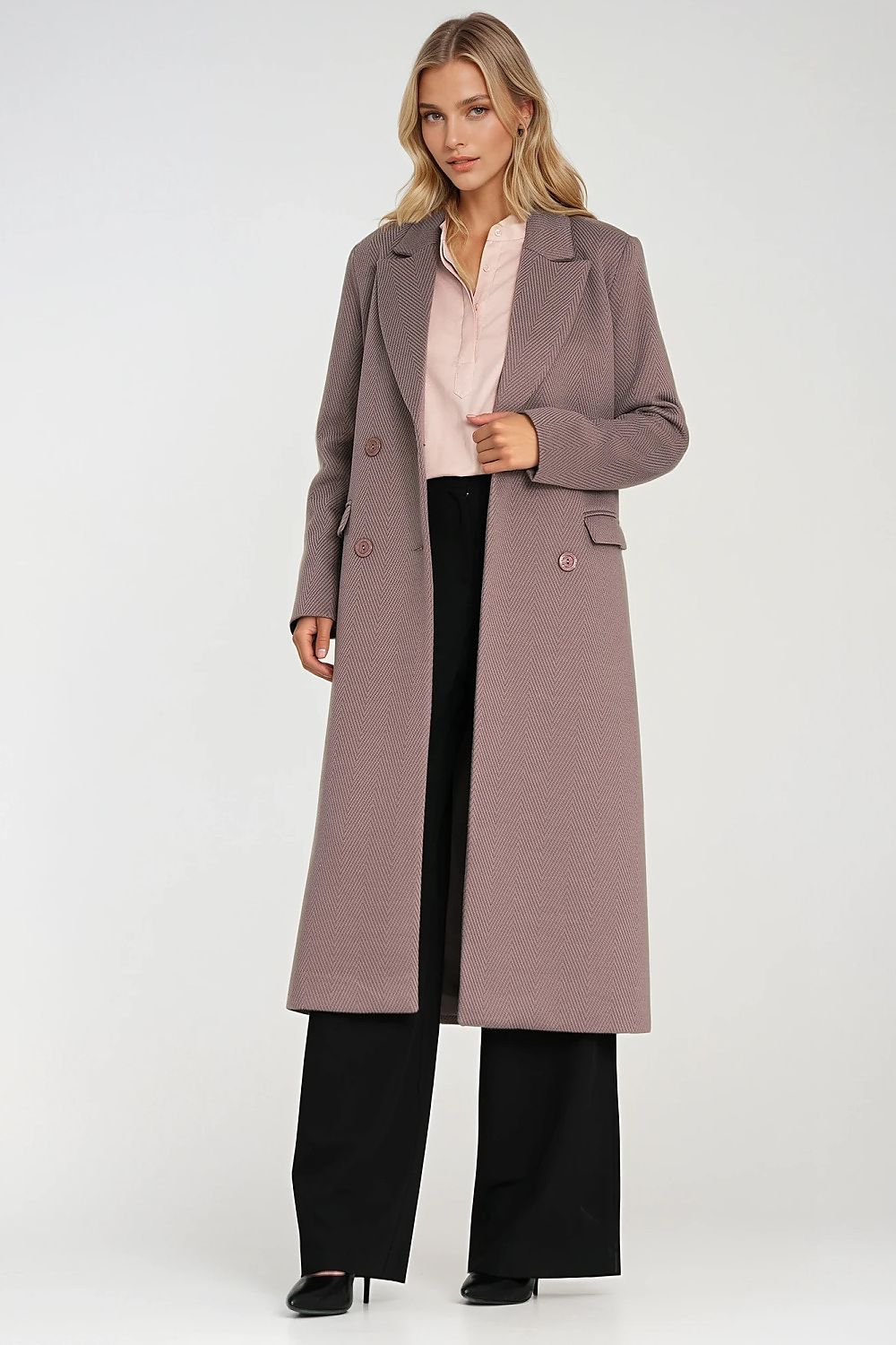  Cappotto model 219782 Nife 