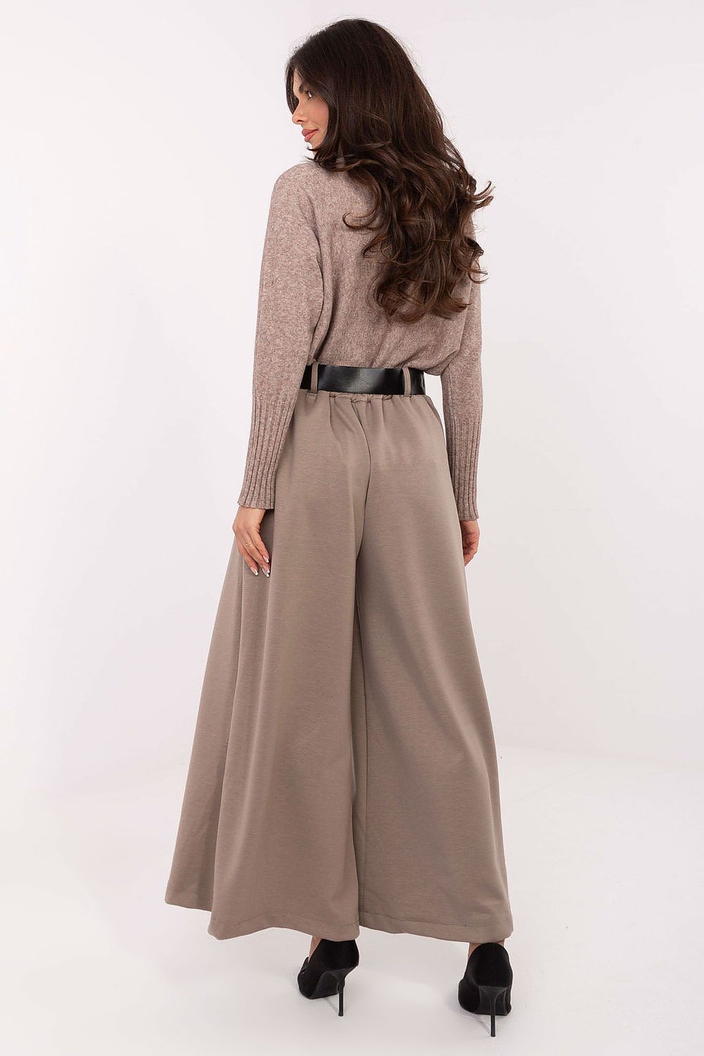  Pantaloni da donna model 220012 Italy Moda 