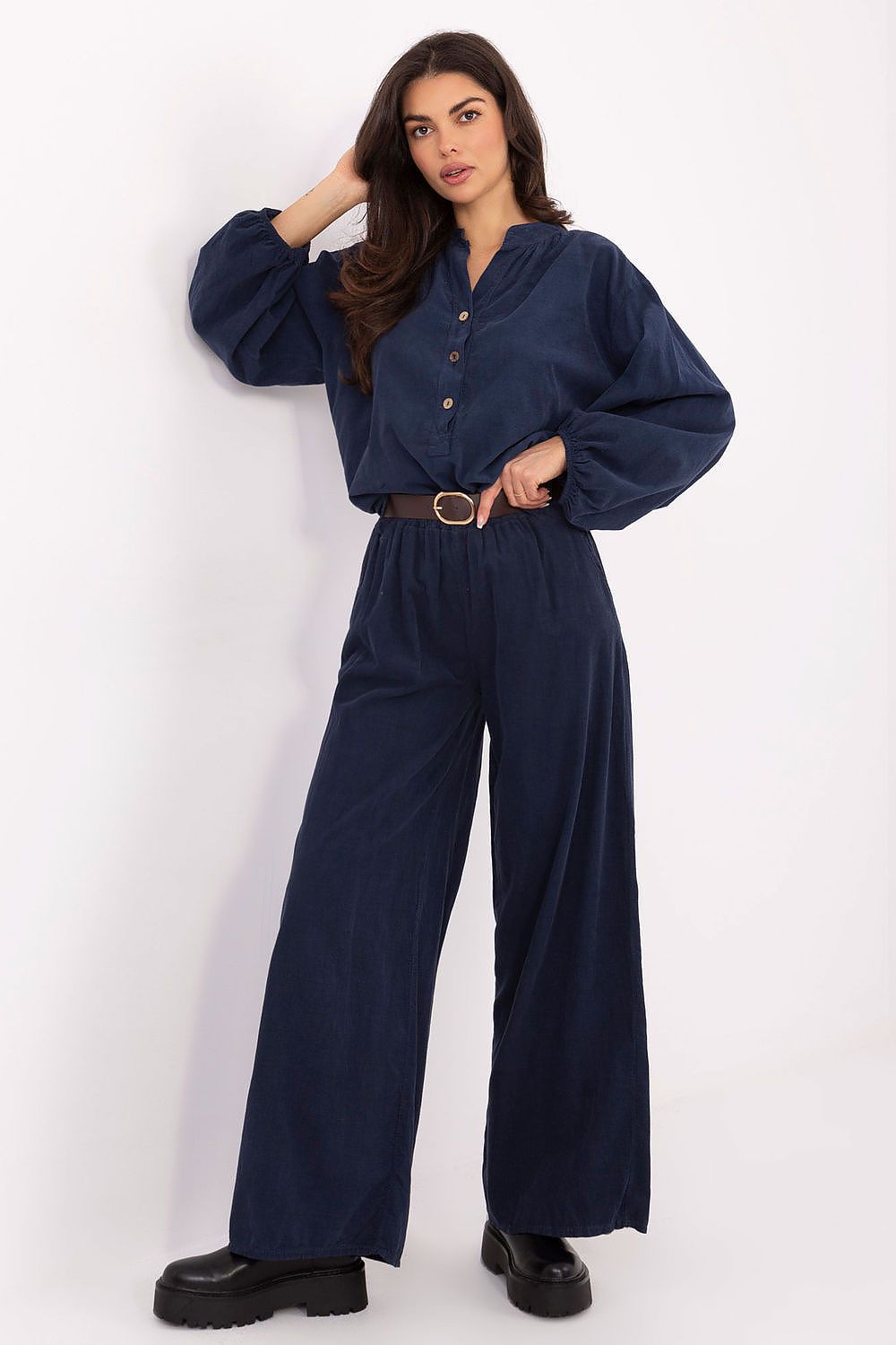  Pantaloni da donna model 220281 Italy Moda 