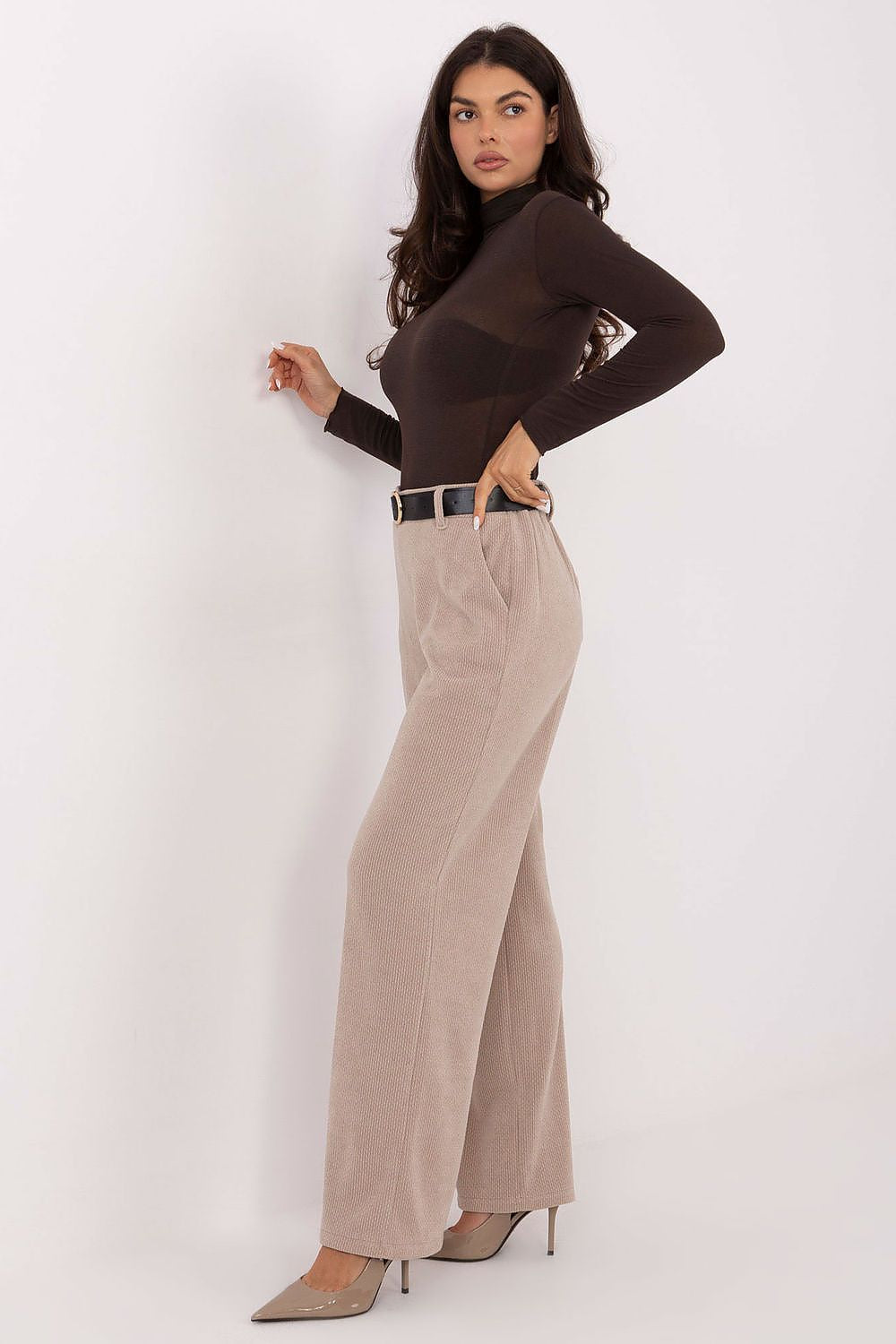  Pantaloni da donna model 220752 Italy Moda 