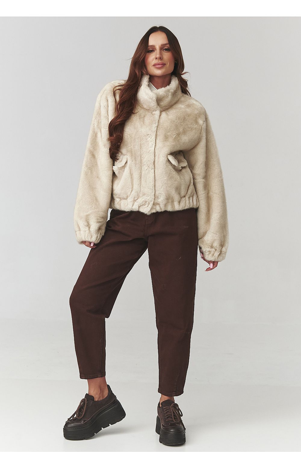  Giubbino model 220779 Makadamia 
